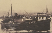 Motor drifter 'Glenaway' at Great Yarmouth, 1931